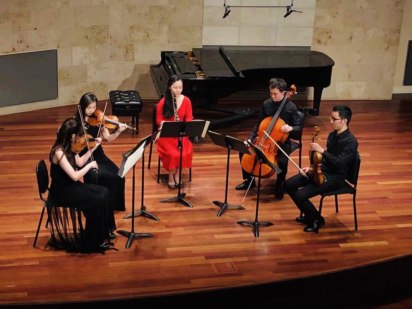 Yijin Wang performing with a chamber ensemble
